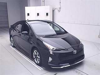 TOYOTA PRIUS 2016