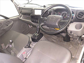 TOYOTA DYNA 2020