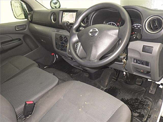 NISSAN CARAVAN VAN 2017