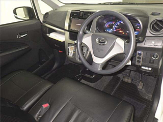 DAIHATSU MOVE 2013