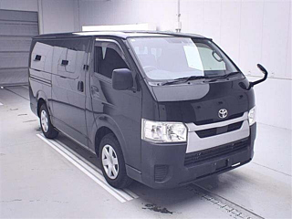 TOYOTA HIACE VAN 2020