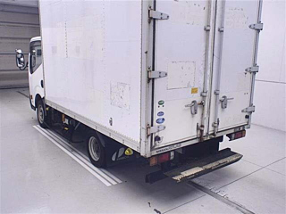 NISSAN ATLAS 2013