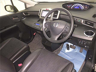 HONDA FREED 2015