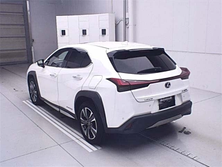 LEXUS UX 2021