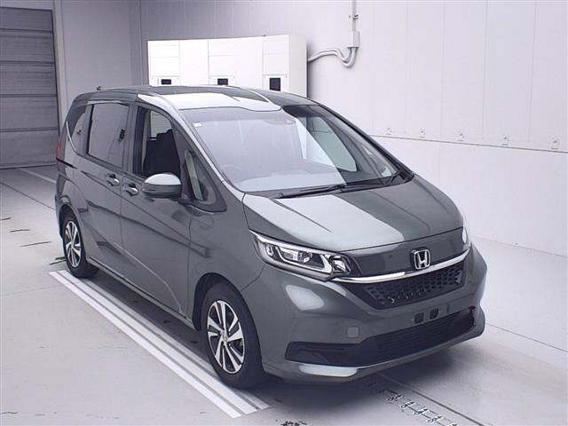 HONDA FREED 2023