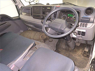 MITSUBISHI CANTER 2015