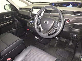 HONDA FREED 2023