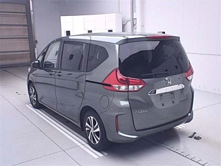 HONDA FREED 2023