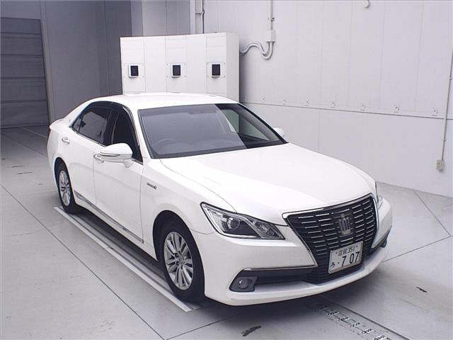 TOYOTA CROWN 2013
