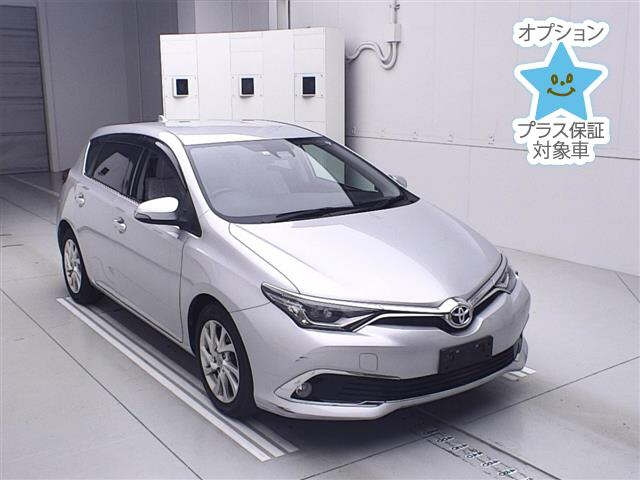 TOYOTA AURIS 2016