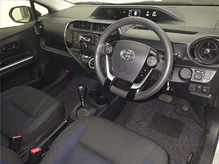 TOYOTA AQUA 2020
