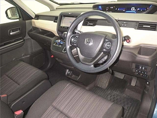 HONDA FREED 2019