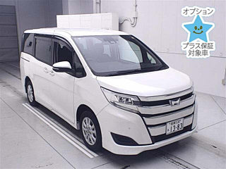 TOYOTA NOAH 2022