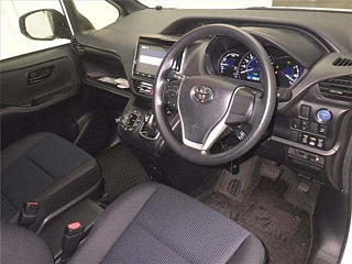 TOYOTA NOAH 2022