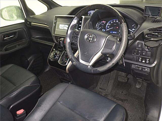 TOYOTA ESQUIRE 2016
