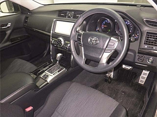 TOYOTA MARK X 2010