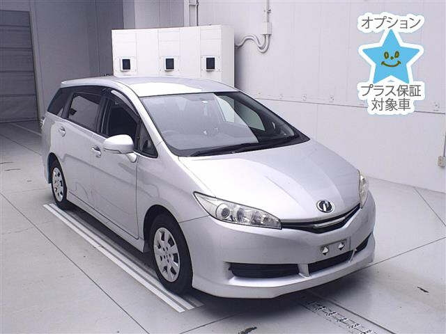 TOYOTA WISH 2014