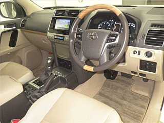 TOYOTA LAND CRUISER PRADO 2021