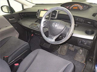 HONDA FREED 2010