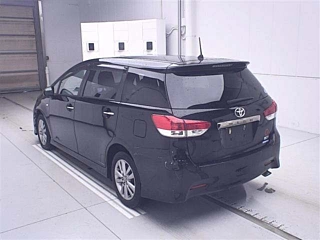 TOYOTA WISH 2011
