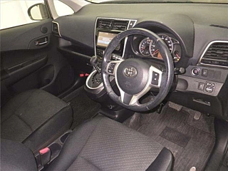 TOYOTA RACTIS 2014