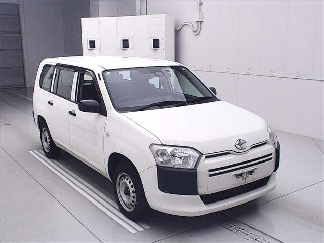 TOYOTA PROBOX 2020