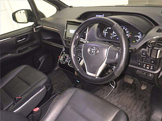 TOYOTA ESQUIRE 2017
