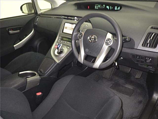 TOYOTA PRIUS 2015