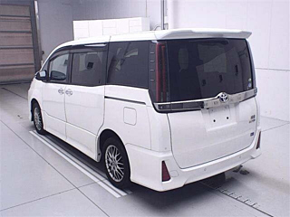 TOYOTA NOAH 2020