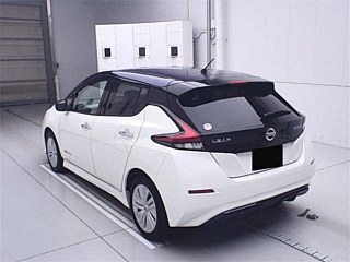 NISSAN LEAF 2018
