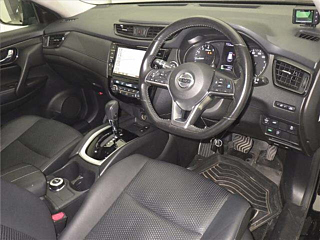 NISSAN X-TRAIL 2019