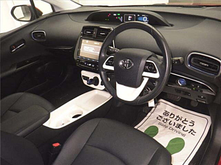 TOYOTA PRIUS 2016
