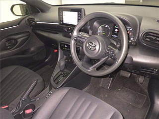 TOYOTA YARIS 2021