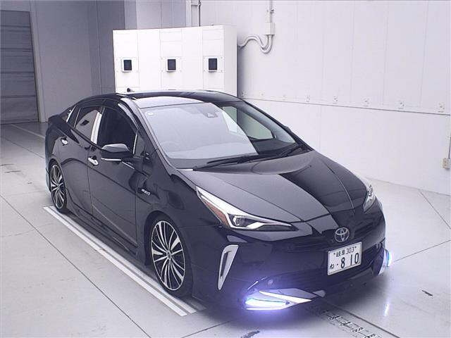 TOYOTA PRIUS 2020