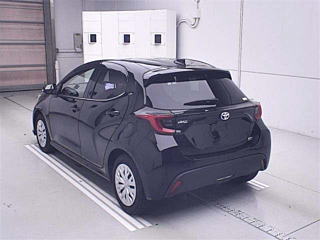 TOYOTA YARIS 2021