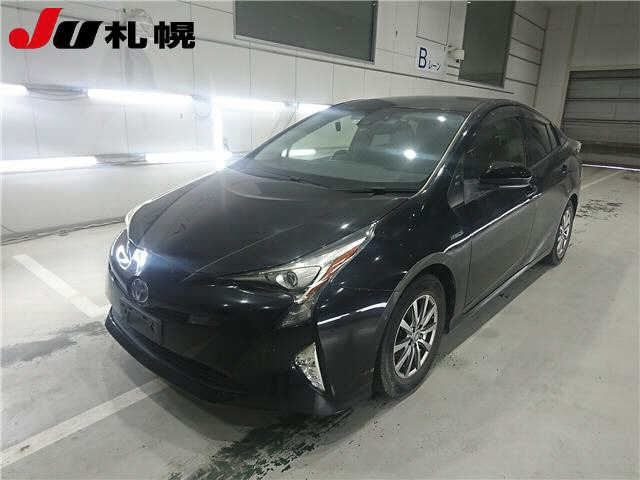 TOYOTA PRIUS 2017