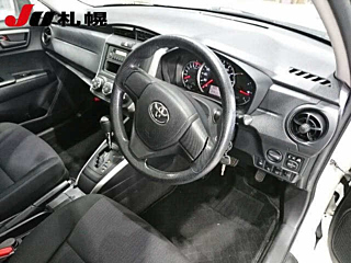 TOYOTA COROLLA FIELDER 2019