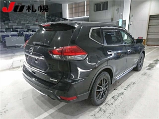 NISSAN X-TRAIL 2018