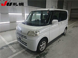 DAIHATSU TANTO 2009