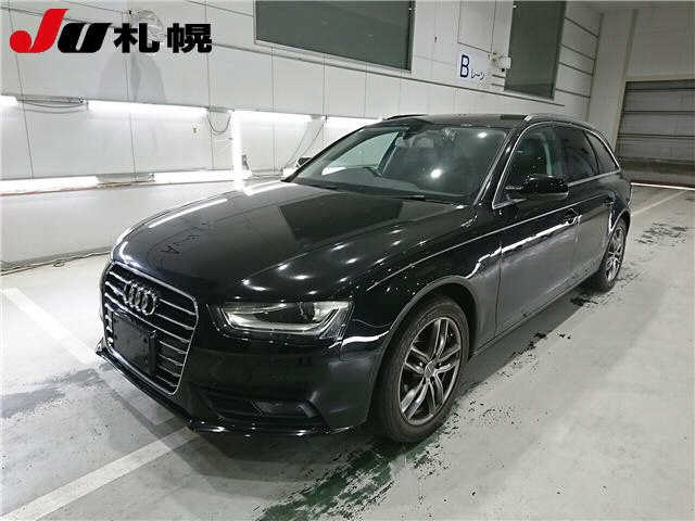 AUDI A4 2015