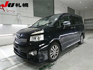 TOYOTA VOXY 2012