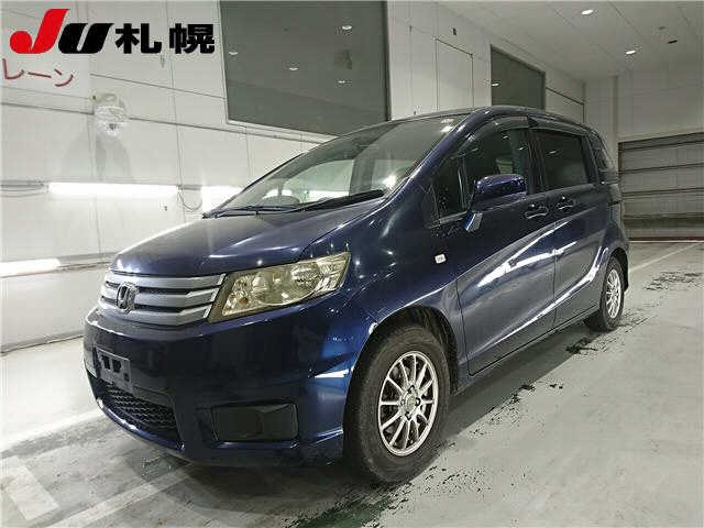 HONDA FREED 2010