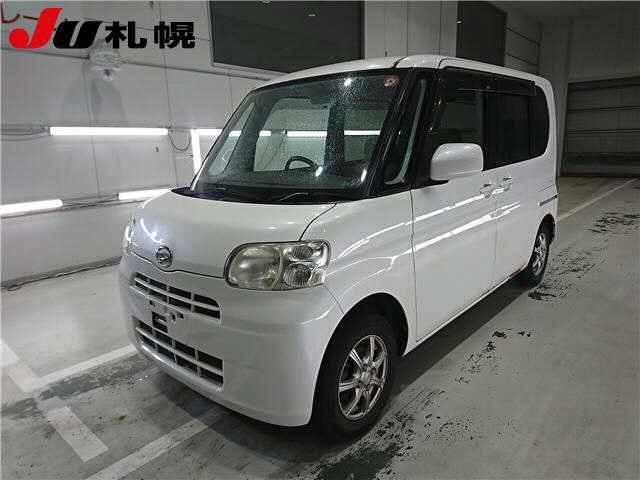 DAIHATSU TANTO 2008