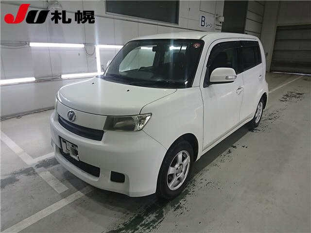 TOYOTA BB 2009
