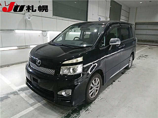 TOYOTA VOXY 2012
