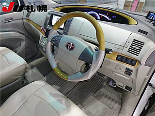 TOYOTA ESTIMA 2011