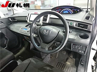 HONDA FREED 2014
