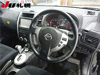NISSAN X-TRAIL 2010