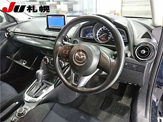 MAZDA DEMIO 2015