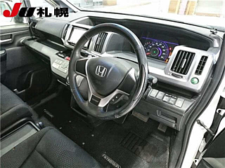 HONDA STEP WAGON 2012